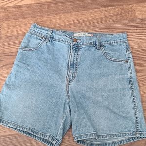 Women's Levi's 550 Relaxed Jean Shorts Size 12